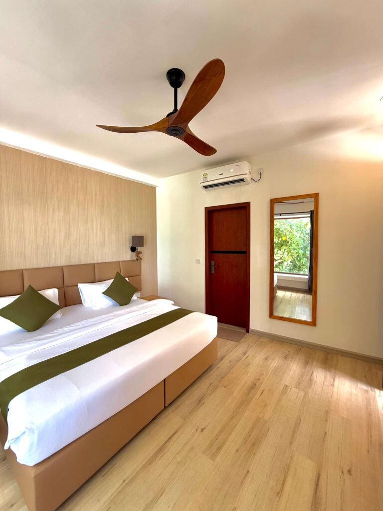 comfy cool breeze Maldives